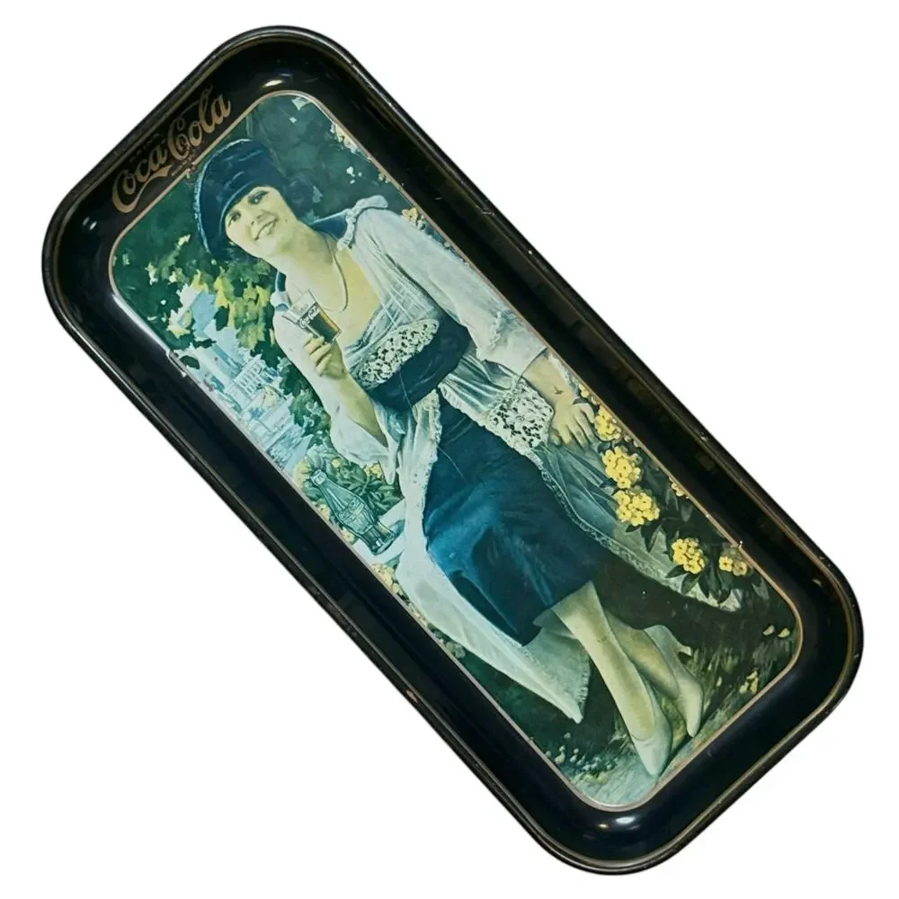 Vintage Coca-Cola 1973 Party Flapper Girl Blue Hat Metal Rectangle Serving Tray